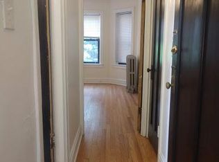 1408 Elmwood Ave APT 1N, Evanston, IL 60201