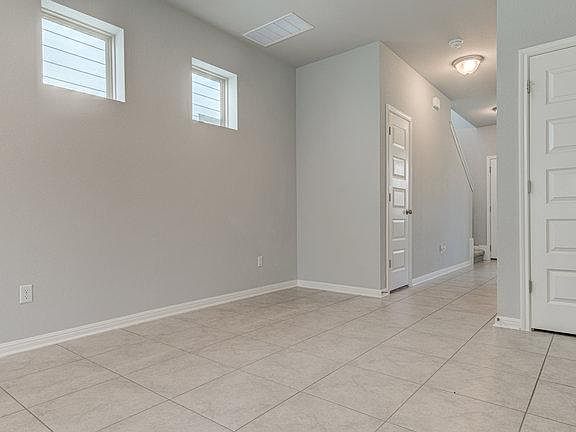 5th image of 2049 Arendale Dr