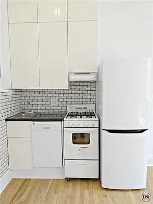 Rented by DSA Realty | media 22