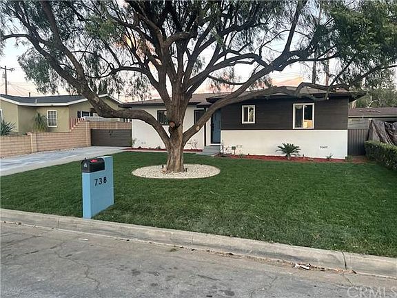3rd image of 738 S Vecino Dr