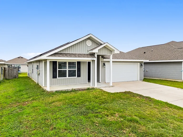 7292 Ellie B Dr — Photo 2
