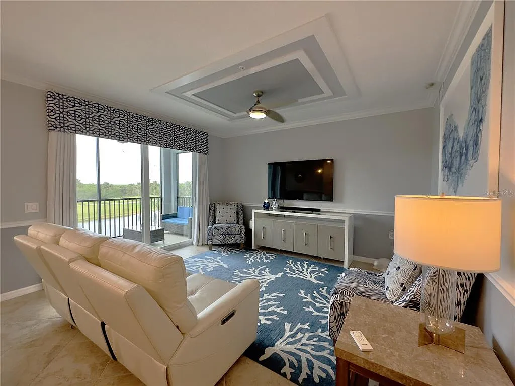 2 bed, 2.0 bath, 1154 sqft, $6,000 — Photo 4