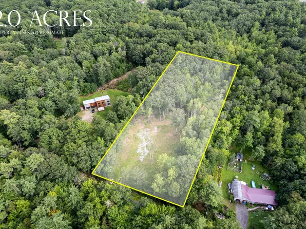 99 Hanley Road, Pittston, ME 04345