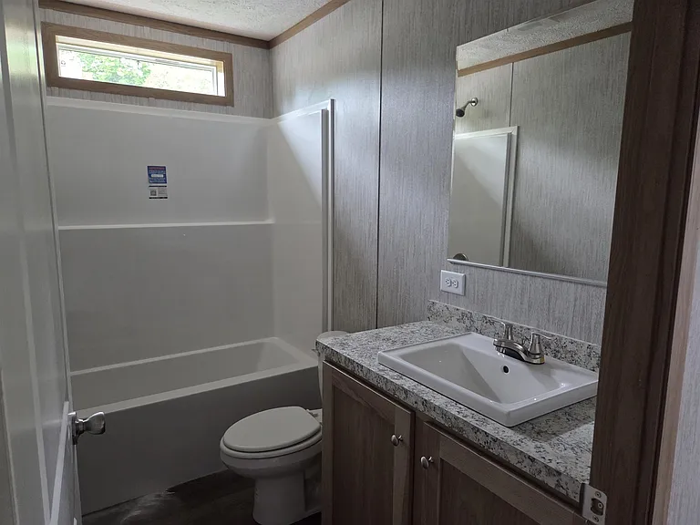 410 Donegal Dr — Photo 12