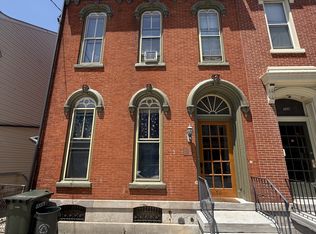 711 Chestnut St APT 3, Lebanon, PA 17042