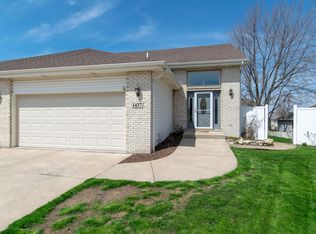 1437 Tiger Lily Ln, Joliet, IL 60435