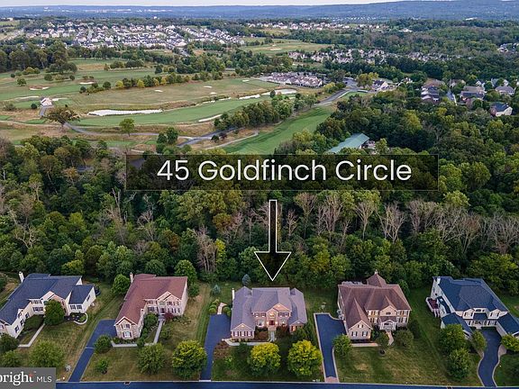 5th image of 45 Goldfinch Cir