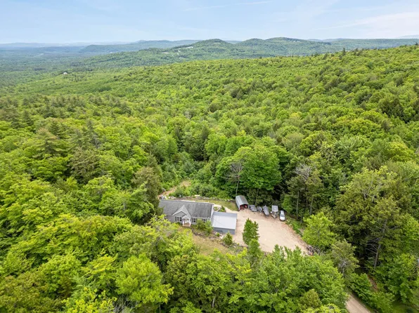 35 Indian Ridge Road, Ossipee, NH 03814