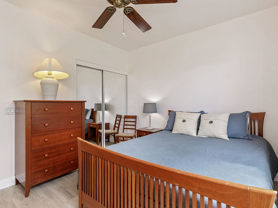 1st image of 75-6009 Alii Dr APT T2