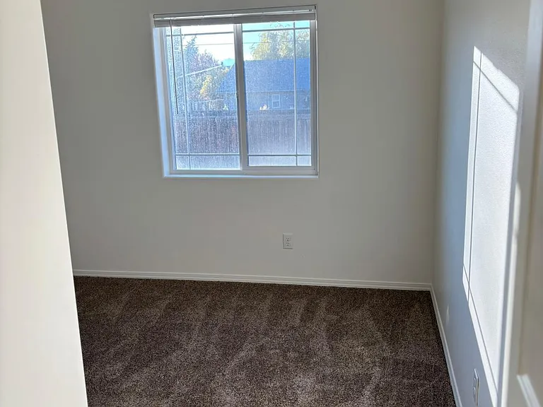 790 NW Green Forest Cir — Photo 11
