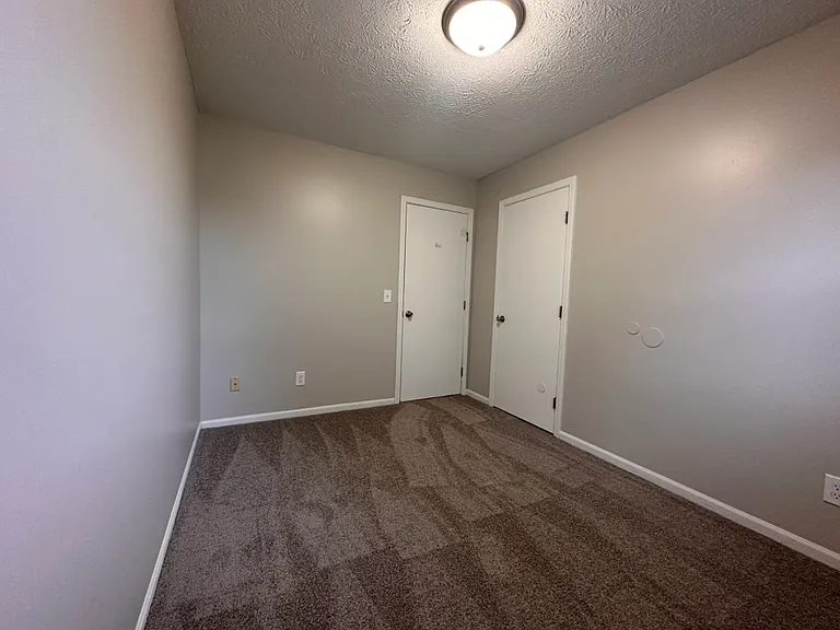 2 bedroom - 1 bath in phase 2 - carpet