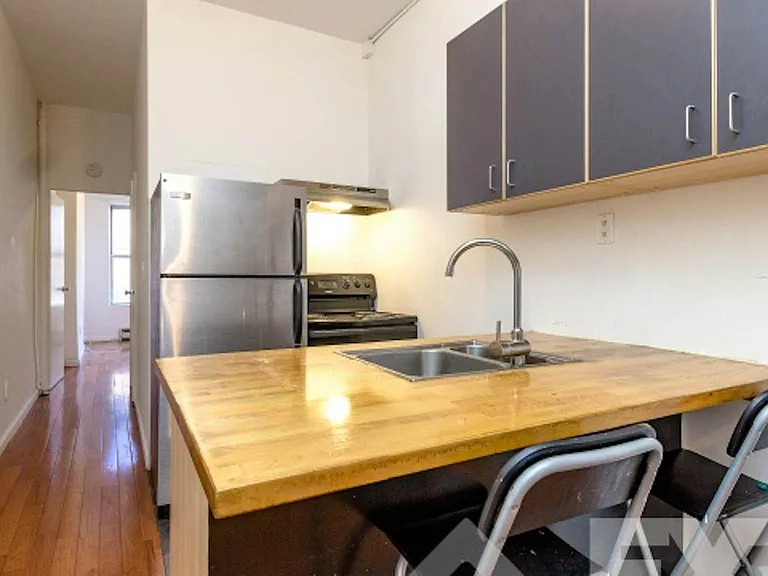 311 Troutman St #2R — Photo 9