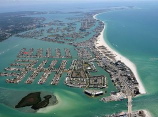 11300 9th St E, Treasure Island, FL 33706