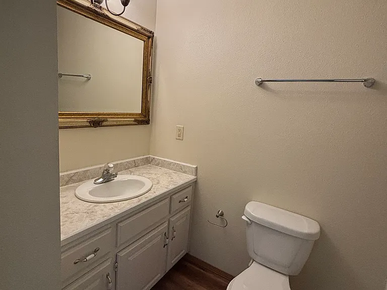 733 W Cardinal Dr #A — Photo 6