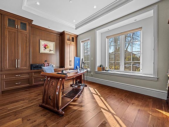 4th image of 6886 Angus Dr