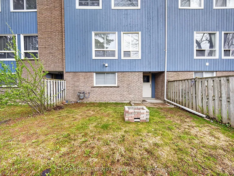 646 Village Pkwy #26 — Photo 42