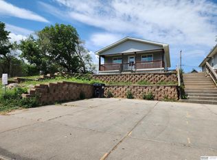3334 Larimore Ave, Omaha, NE 68111
