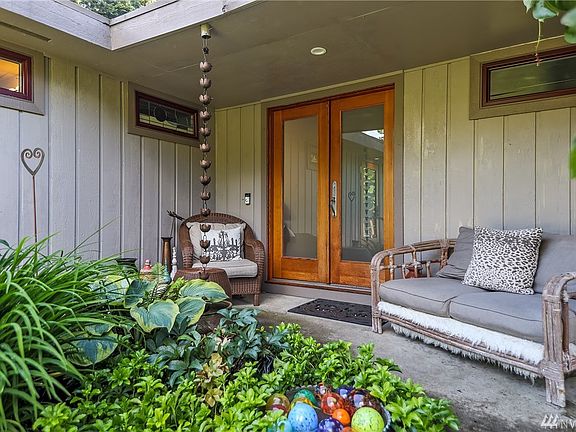 3rd image of 2619 127th Ave NE