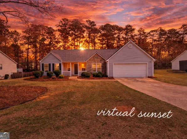 716 Manor Ridge Dr, Loganville, GA 30052