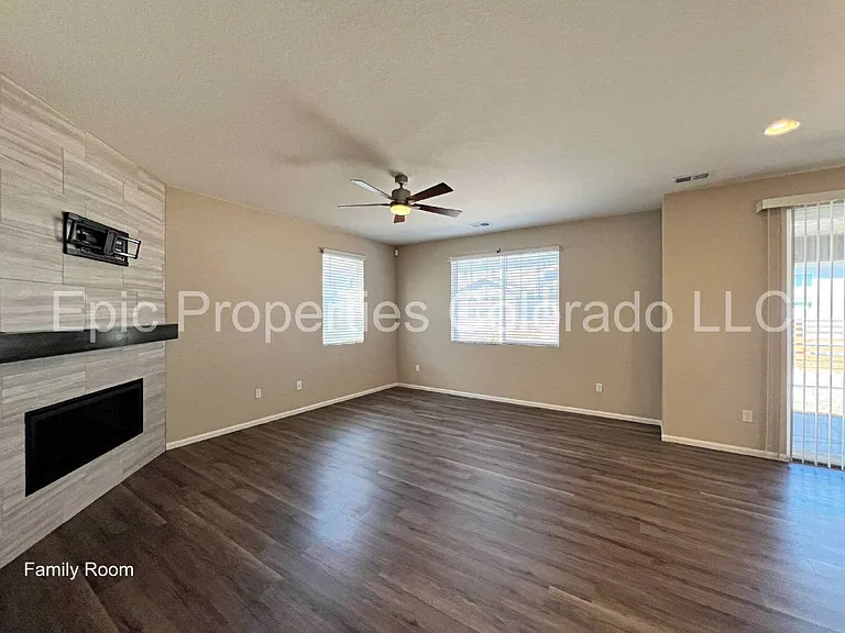 24231 E 40th Ave — Photo 5