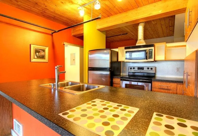 401 9th Ave N #204 — Photo 3