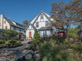 807 E Darby Rd, Havertown, PA 19083