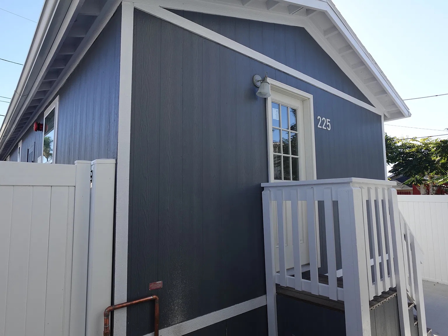3 bed, 565 sqft, $2,599 — Photo 2