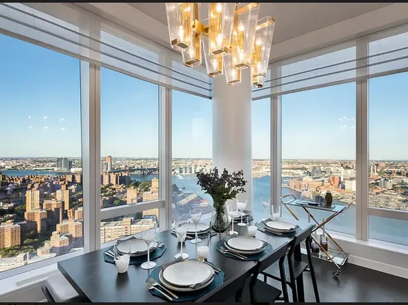 252 South Street image 1 of 26