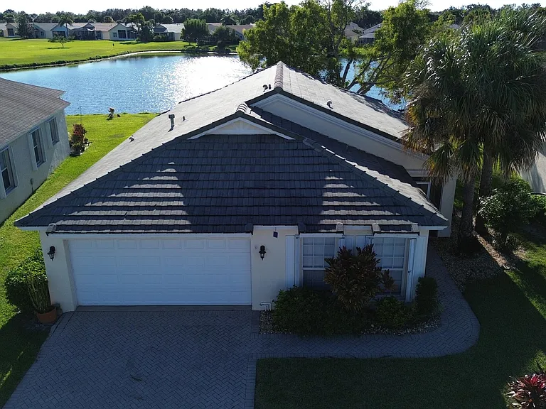 532 SW Indian Key Dr — Photo 39