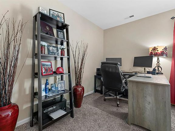 4th image of 1112 Sunhaven Dr APT L