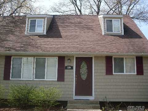 2nd image of 320 Broadway