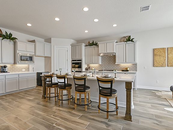 4th image of 28828 Throssel Ln #Pnt7ye