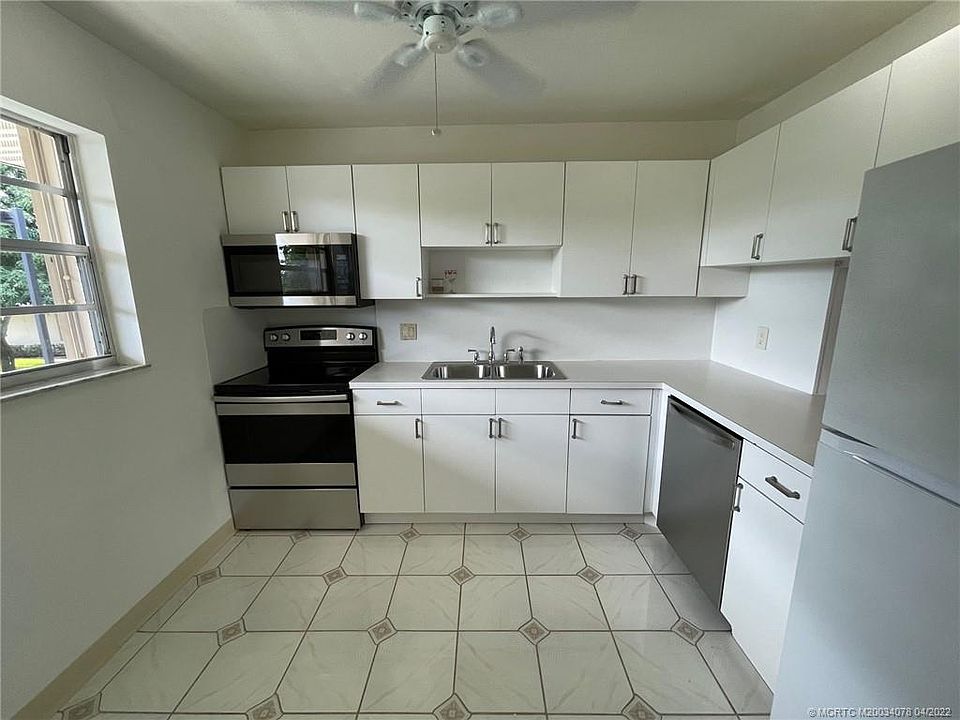 1st image of 1900 S Kanner Hwy APT 9-203