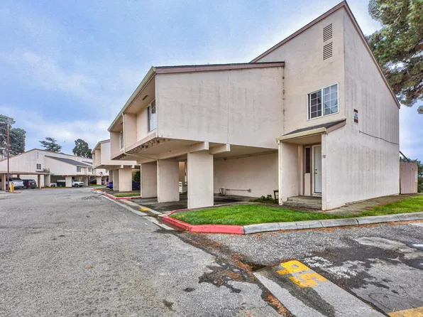 914 Acosta Plz Unit 98, Salinas, CA 93905