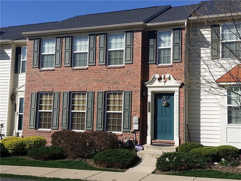 1st image of 305 Fairgate Dr