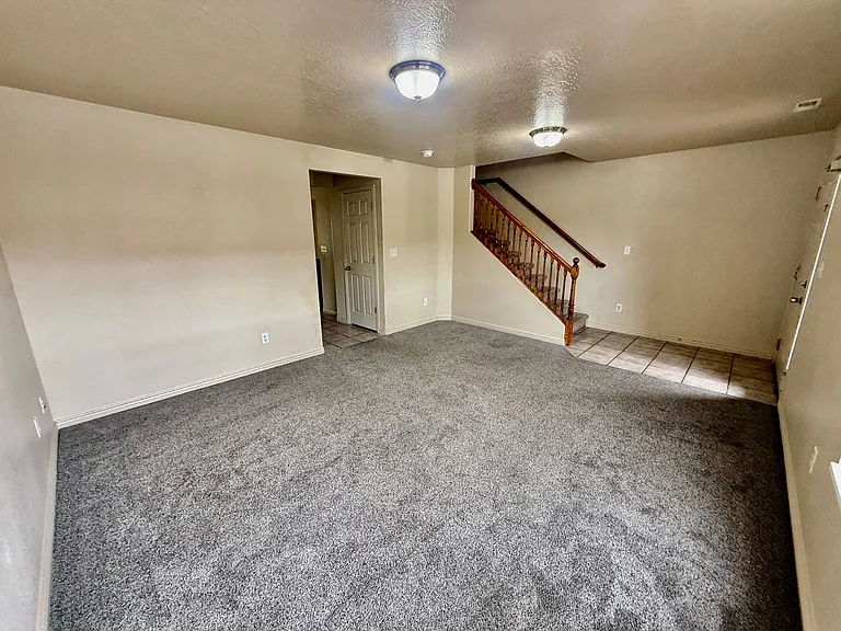 3155 S Hidden Valley Dr #341 — Photo 3