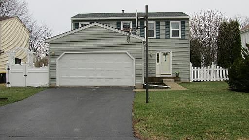 1st image of 581 Iroquois Trl
