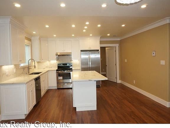 4th image of 165 San Marco Ave
