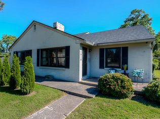 1610 Clays Mill Rd, Lexington, KY 40503