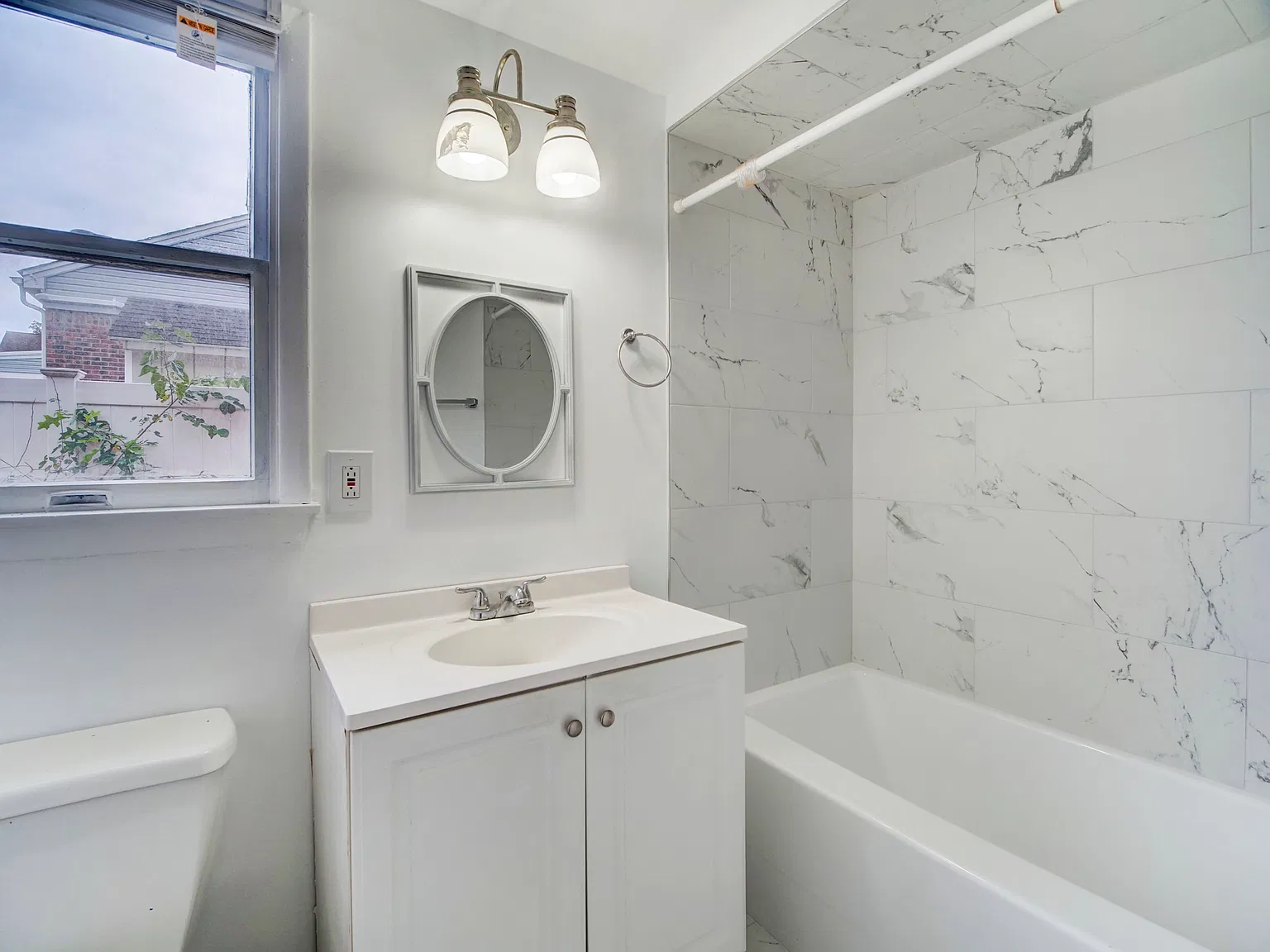 1 bed, $2,300 — Photo 4
