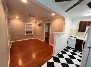 1230 Cortlandt St APT 5, Houston, TX 77008