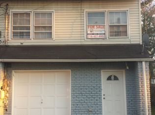 2523 Oceancrest Blvd, Far Rockaway, NY 11691