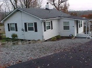 208 E Tennessee Ave, Oak Ridge, TN 37830