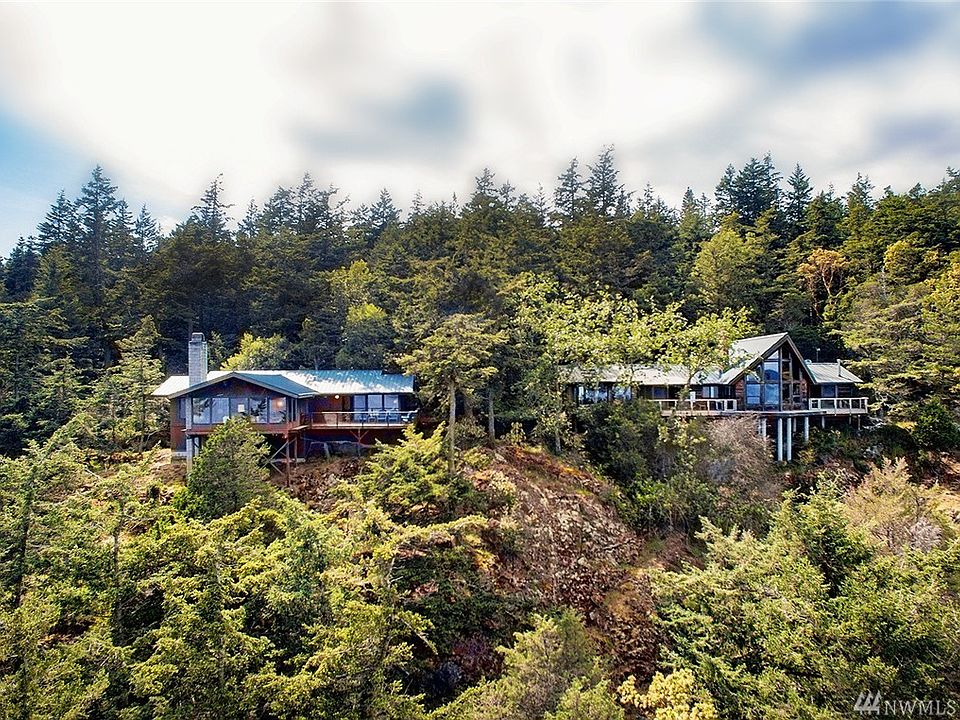 1st image of 784 Shoreland Dr