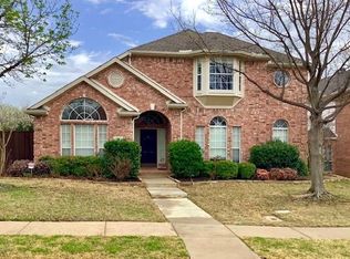 1421 Meadow Dr, Irving, TX 75063