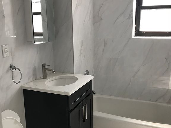 5th image of 65-25 Roosevelt Ave #6A