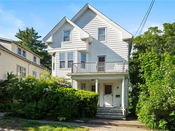 94 Larch St, Providence, RI 02906