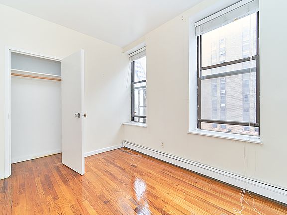 4th image of 132 W 109th St APT 3A