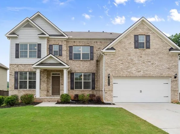 5575 Mirror Lake Dr, Cumming, GA 30028