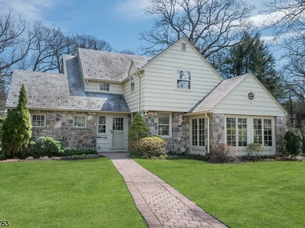 224 Essex Ave, Boonton Town, NJ 07005